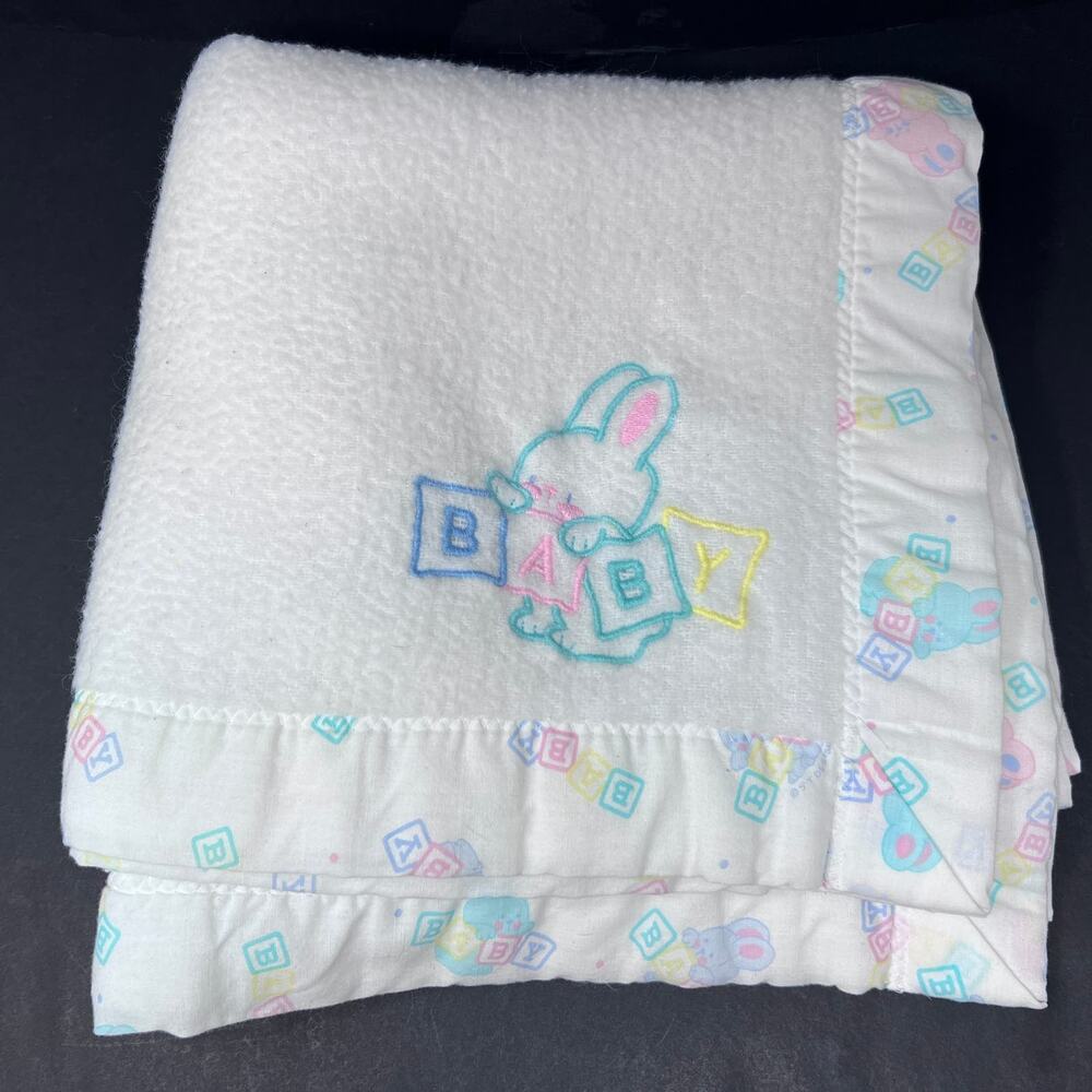 Vintage Baby Blanket Easter Bunny‎ Blocks White Pastel Acrylic S-T Designs USA